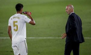 زيدان في ورطة قبل موقعة ليفربول في دوري الأبطال