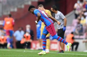 فاتي يبهر جمهور برشلونة في ظهوره الأول بالرقم 10
