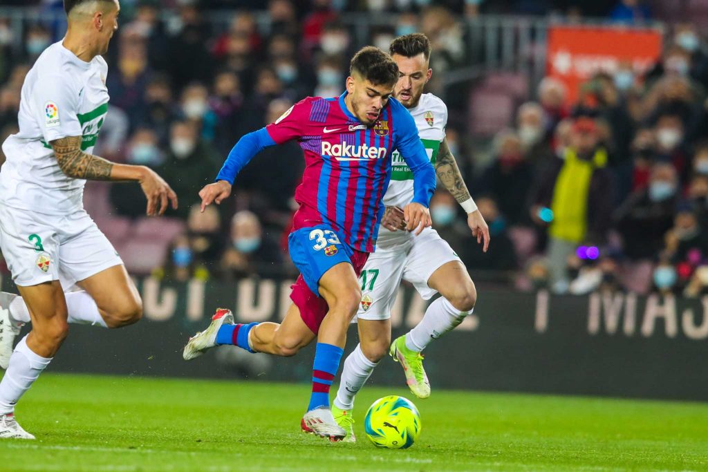 برشلونة يفلت من فخ إلتشي بهدف قاتل لـ نيكو جونزاليس