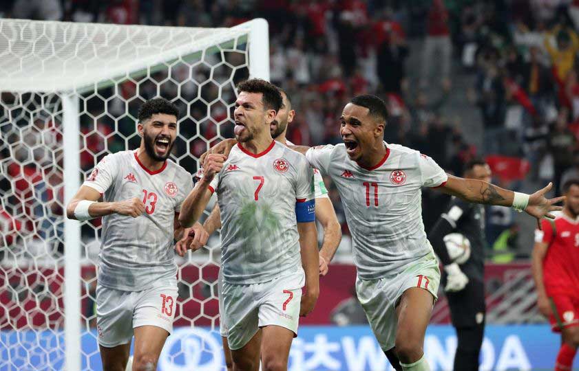 رأسية المساكني  تٌحلق بنسور قرطاج إلى نصف نهائي كأس العرب