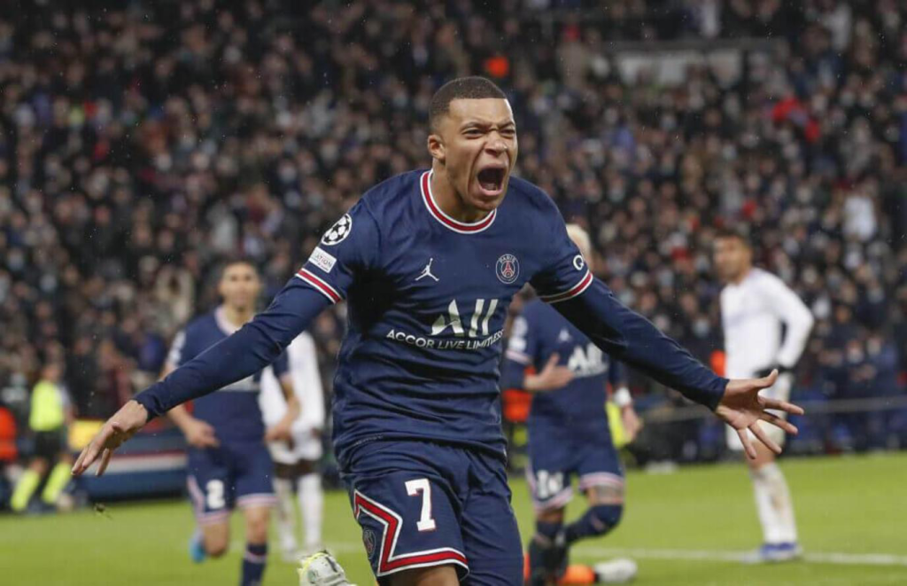 تصريحات مبابي حول مستقبله تفزع ريال مدريد