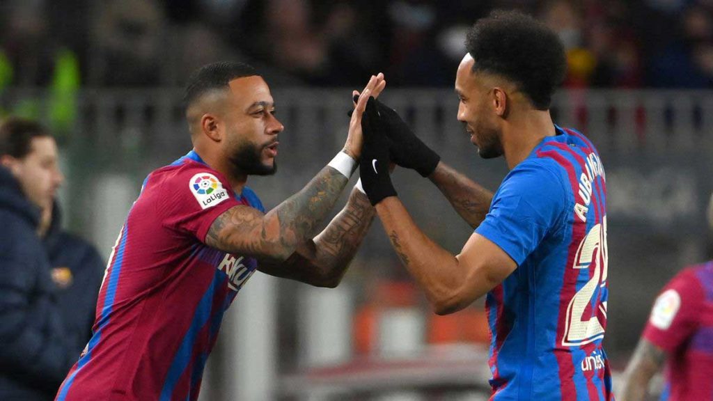 برشلونة يقرر الاستغناء عن أحد مهاجميه