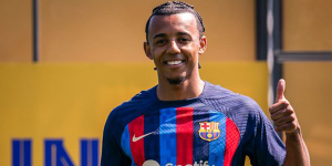 كوندي يوضح سبب تفضيله برشلونة على تشيلسي