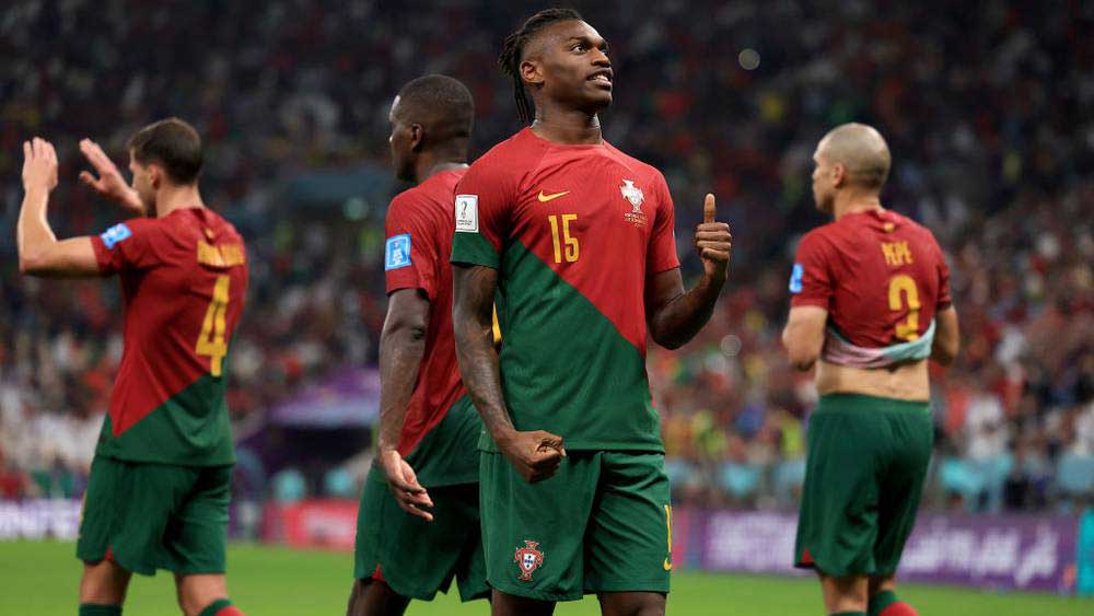 البرتغال تهين سويسرا و تصطدم بالمغرب في ربع نهائي