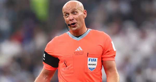 حكم نهائي كأس العالم يعترف بأنه أخطأ خلال مباراة الأرجنتين وفرنسا